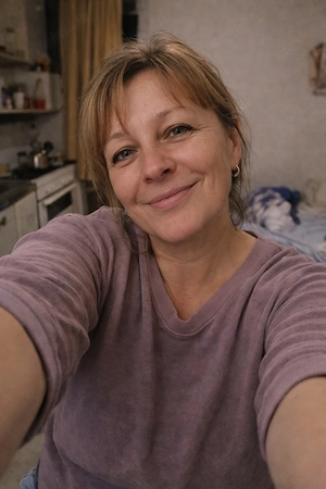 Polnische Pflegekraft sucht 24-Stunden Stelle, Seniorenbetreuung daheim, Haushaltshilfe für Senioren