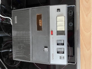 SABA Cassettenrecoder 320 G mit Hülle funktioniert 