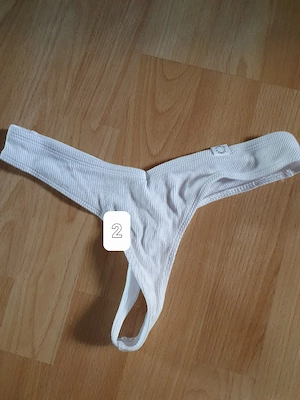saftige Höschen  Bild 2