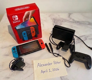 Nintendo Switch OLED + 400GB Karte + Pro Controller & mehr