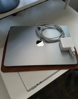 MacBook Air M4 2025