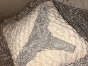 Unterwäsche zu verkaufen 