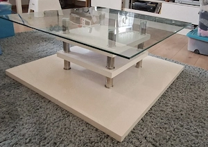 Glas Tisch m.weiss,Couchtisch, Wohnzimmer
