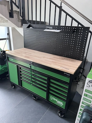 Stahlwerk Werkstattwagen SW33 Inklusive Werkzeug