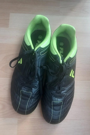 FILA Herren Fußballschuhe
