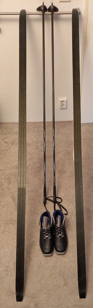 Langlaufski 197 cm, Stöcke 145 cm, Schuhe Gr. 40 Bild 2
