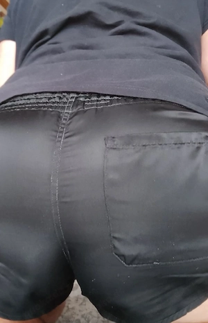 Sport treiben in Turnhosen 