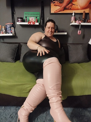 Spring-Special! Videos, Bilder, Cam, Tele & ein heißes Treffen!