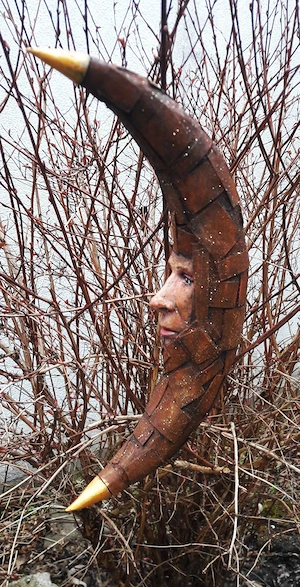 Kleinplastik    Mond  Skulptur   Statue  - Plastik