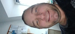 Bin daniel aus Mühltroff Vogtland suche eine frau ab 40 bis 55 ,ich lebe alleine melde euch kuss d