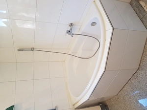 Badewanne zur Abholung zu verschenken Bild 3