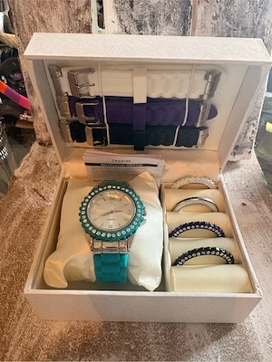 Fossil DKNY Armbanduhren Bild 3