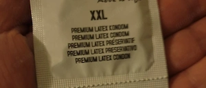  Er mit XXL Schwanz sucht eine nette SIE für erotische Stunden zu zweit 