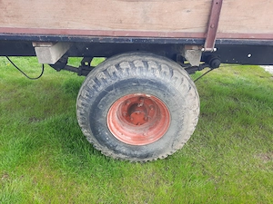 Traktoranhänger (Rückenanhänger)