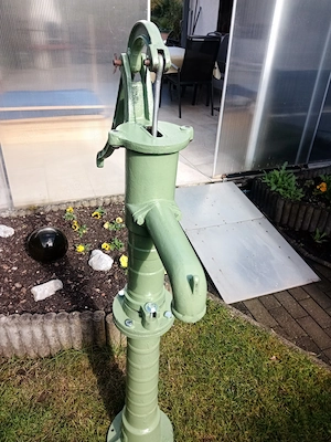 Gartenschwengelpumpe 