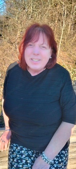 Liebevolle Frau, 64, sucht einen ehrlichen Partner