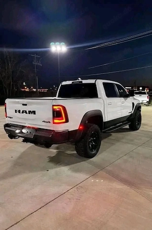 2022 Dodge ram TRX 1500 Bild 2