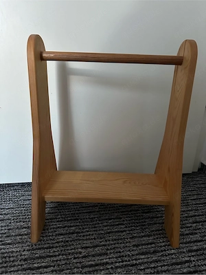 Garderobe für Puppensachen ( aber auch anders anwendtbar )