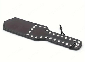 Frau den Po versohlen (Spanking)