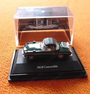 Modellauto MGB Convertible, grün, TCM   Schuco 1:72 NEU in OVP, Versand   2,70 Porto