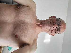 62Jähriger Mann sucht eine jüngere Frau für eine Sex Beziehung 