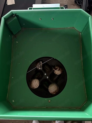 Playmate iSmash Tennis Ballwurfmaschine mit Fernbedienung