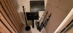 Pulte und Mikrofonständer