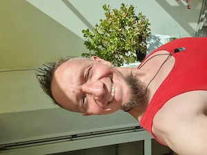 Osterhase sucht Häsin für gemeinsame Suche.