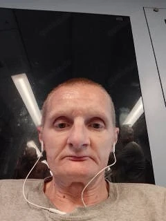  Suche Frau aus Hamburg als beste Freundin mit der ich in den Sommer gehen kann-Ausflüge, etc.- 