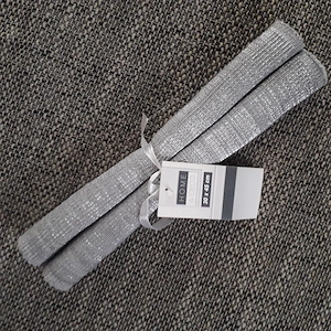 2 Tischsets silber 30x45 cm neu  
