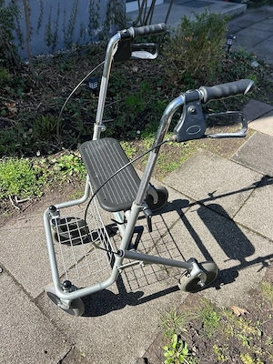 Premium-Rollator   Sicher unterwegs, stabil & für Alltag