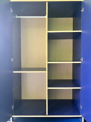 Kinderkleiderschrank und passende Kommode zu verschenken (IKEA) Bild 2