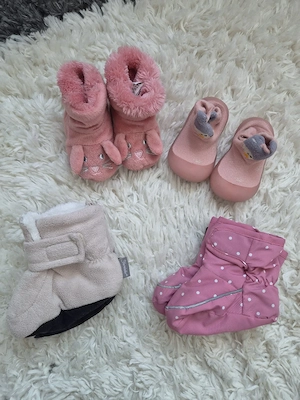 Babyschuhe Paket Hausschuhe Lauflernschuhe Überzieher