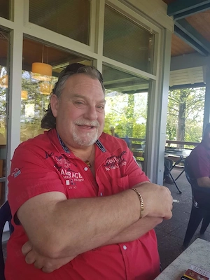 Sexuell offene NSGeberin für Freundschaft gesucht