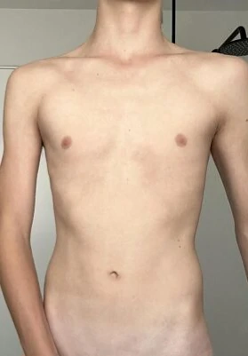 18 Jähriger sucht Frau bis 45 für Sextreffen 