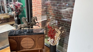 Pferdestatue neu zu verkaufen