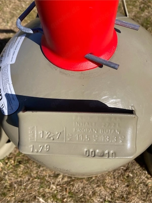Gasflaschen 5 kg & 11 kg   Eigentum   geprüft   TOP 