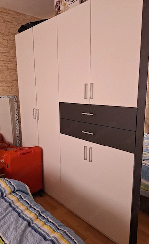 schlafzimmer schrank