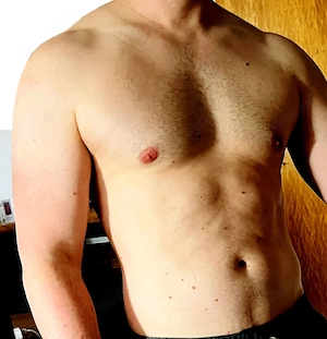 Singlemann 38 massiert die Lady   