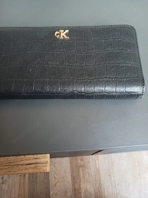 taschen und geldbörsen