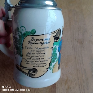 Bierkrug mit Zinndeckel