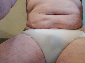 Ab  Mitte April  stehe ich dir wieder zur  Verfügung  !