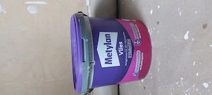 KLEISTER für Vliestapete gesucht