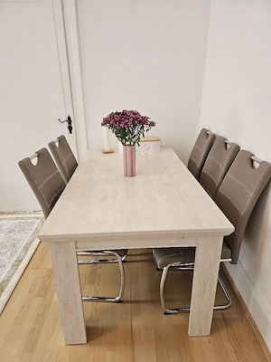 Esstisch ausziehbar - sehr guter Zustand (Pinie weiẞ)