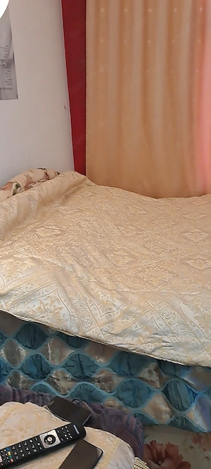 Ich biete hier mein Zimmer an Frau für Eroctic Sachen an 