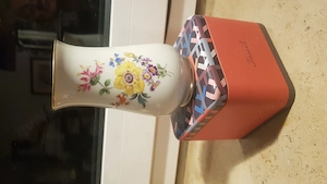 Kleine Meisner Vase aus Porzellan 