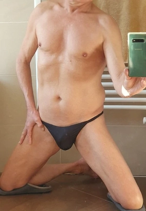 M62, dein Hausmädchen oder Hausboy Bild 2