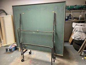 Tischtennisplatte zu verschenken 