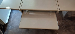 PC Computer Tisch Metall in Farbe Krem   Weiß? Bild 2