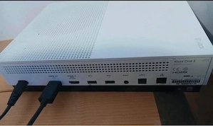 Xbox One S 1TB Konsole Bild 3